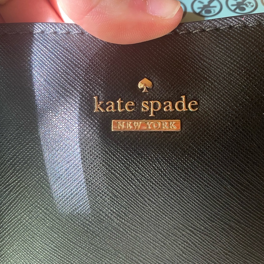 Kate Spade Purse - Picture 4 of 11